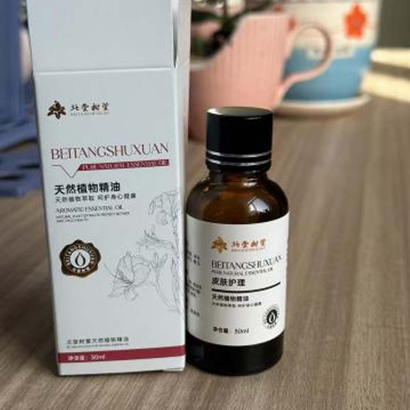 Природно адстрингентно и балансирачко есенцијално масло